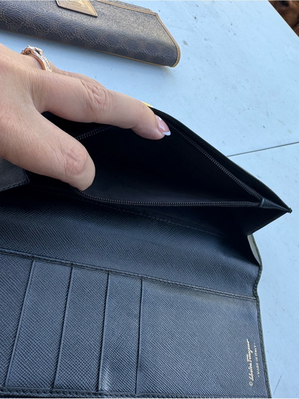 Salvatore Ferragamo Black Leather Wallet with Gold Gancini - Picture 7 of 8